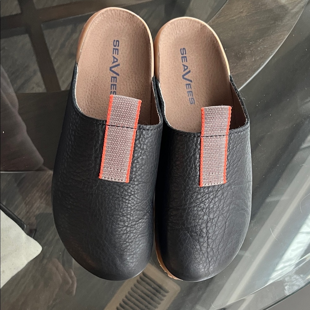 SeaVees Tiburon Women's Mules